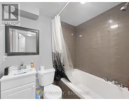 17 GREENFIELD COURT - 20