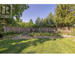 17 JACKLIN COURT - 35