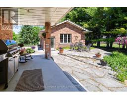 61 ABERDEEN DRIVE - 39