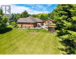 61 ABERDEEN DRIVE - 44
