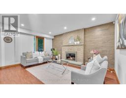 305 ANDOVER DRIVE - 11