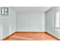 305 ANDOVER DRIVE - 21
