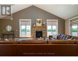 2580 DUNDAS STREET - 12