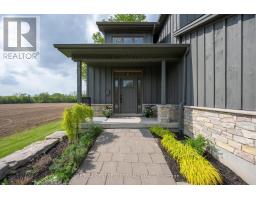 2580 DUNDAS STREET - 33