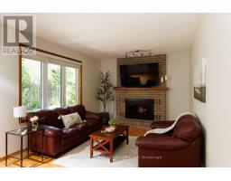 255 DEVERON CRESCENT - 14