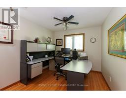 255 DEVERON CRESCENT - 18
