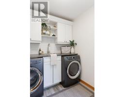 255 DEVERON CRESCENT - 34