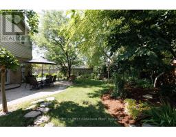 255 DEVERON CRESCENT - 39