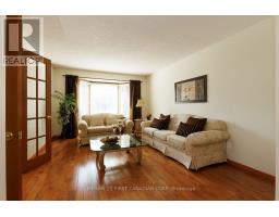 255 DEVERON CRESCENT - 4