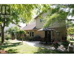 255 DEVERON CRESCENT - 40