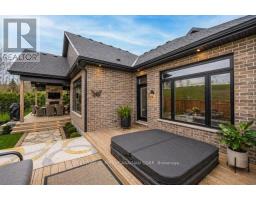 941 LONGWORTH ROAD - 36