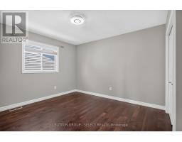 1647 BAYSWATER CRESCENT - 23