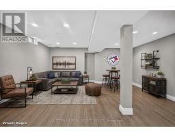1647 BAYSWATER CRESCENT - 27