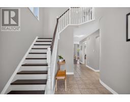 1647 BAYSWATER CRESCENT - 4