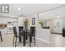 68 HAWKESBURY AVENUE - 18