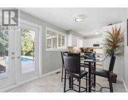68 HAWKESBURY AVENUE - 19