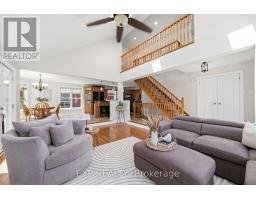 197 GIBSON CRESCENT - 11