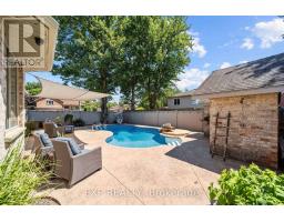 197 GIBSON CRESCENT - 29