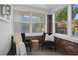 523 HALE STREET N - 17