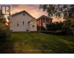523 HALE STREET N - 2