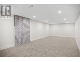 523 HALE STREET N - 31