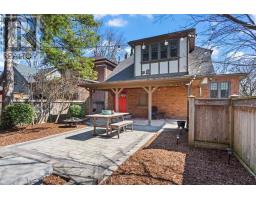 396 VICTORIA STREET - 40