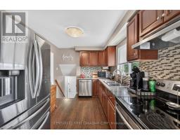 285 PANORMA CRESCENT - 15