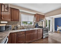 285 PANORMA CRESCENT - 17