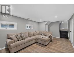 285 PANORMA CRESCENT - 38