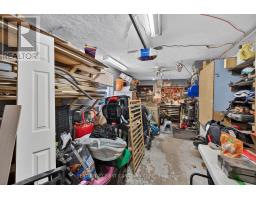 285 PANORMA CRESCENT - 43