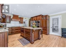 14 LANSDOWNE PARK CRESCENT - 15