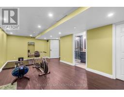 14 LANSDOWNE PARK CRESCENT - 38