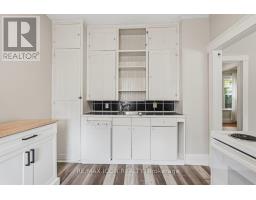 31 MOUNT PLEASANT AVENUE - 13