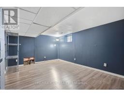 31 MOUNT PLEASANT AVENUE - 32