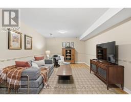 2029 ALDERSBROOK ROAD - 41