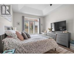 5 - 696 COMMISSIONERS ROAD - 22