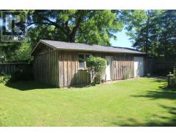 27 CROYDON DRIVE - 25