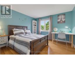 63 - 70 SUNNYSIDE DRIVE - 30