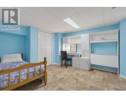 63 - 70 SUNNYSIDE DRIVE - 36