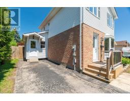 248 ARDSLEY CRESCENT - 3