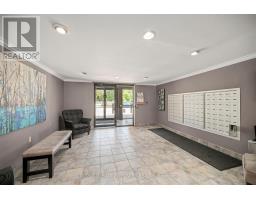 704 - 600 GRENFELL DRIVE - 4