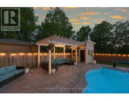 135 PLANE TREE DRIVE - 45