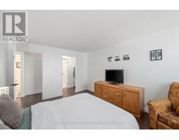 708 - 570 PROUDFOOT LANE - 19