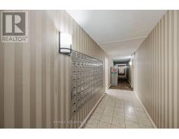 708 - 570 PROUDFOOT LANE - 31