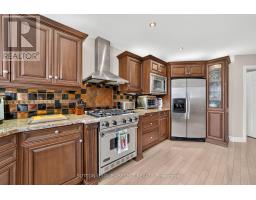 14 - 152 ALBERT STREET - 12