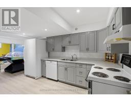 23 JACK POOLE DRIVE - 33