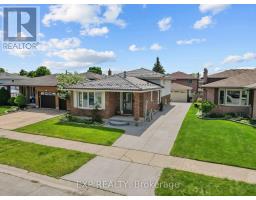 56 CLASSIC CRESCENT - 1