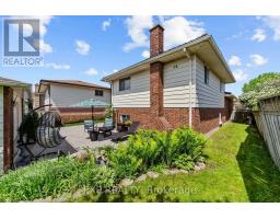 56 CLASSIC CRESCENT - 26