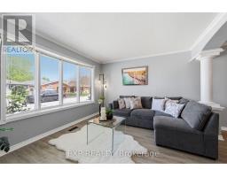 56 CLASSIC CRESCENT - 4
