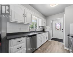 56 CLASSIC CRESCENT - 8